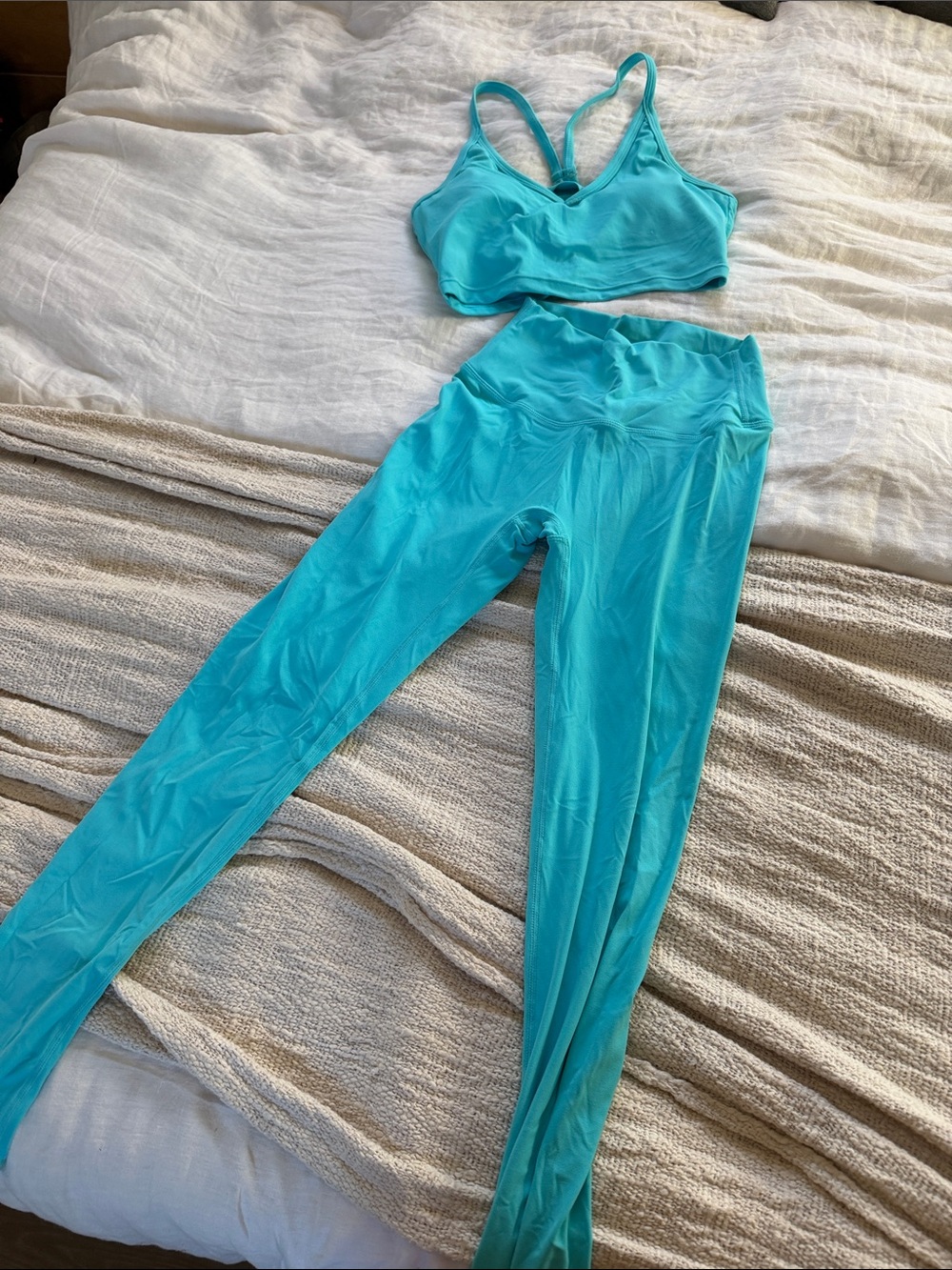 Paragon Turquoise Blue Active Bra & Legging Set